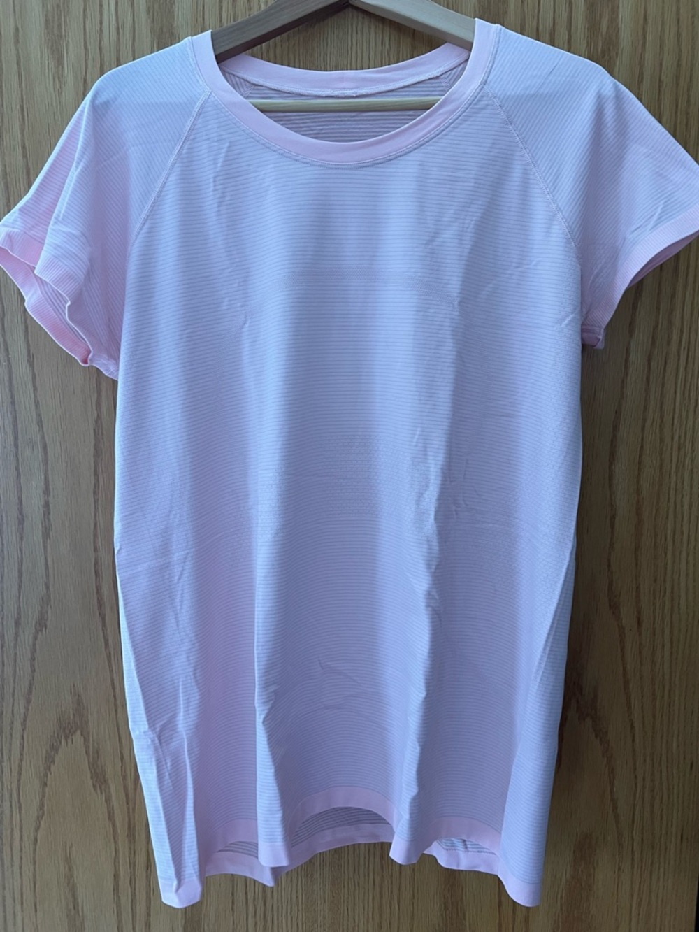 Lululemon Swiftly Tech Short-Sleeve 2.0 Hip Length (Size 16) -Blush Quartz